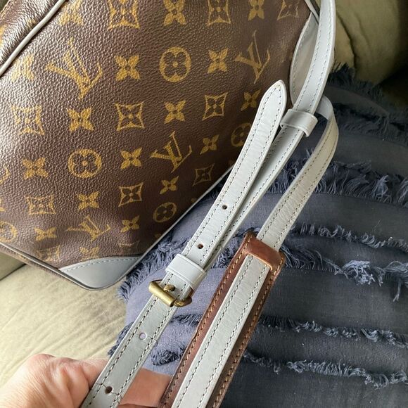 Louis Vuitton Brown and Tan Monogram Trocadero - Picture 7 of 7